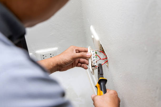 Best Local Electrician Companies  in Albany, IN